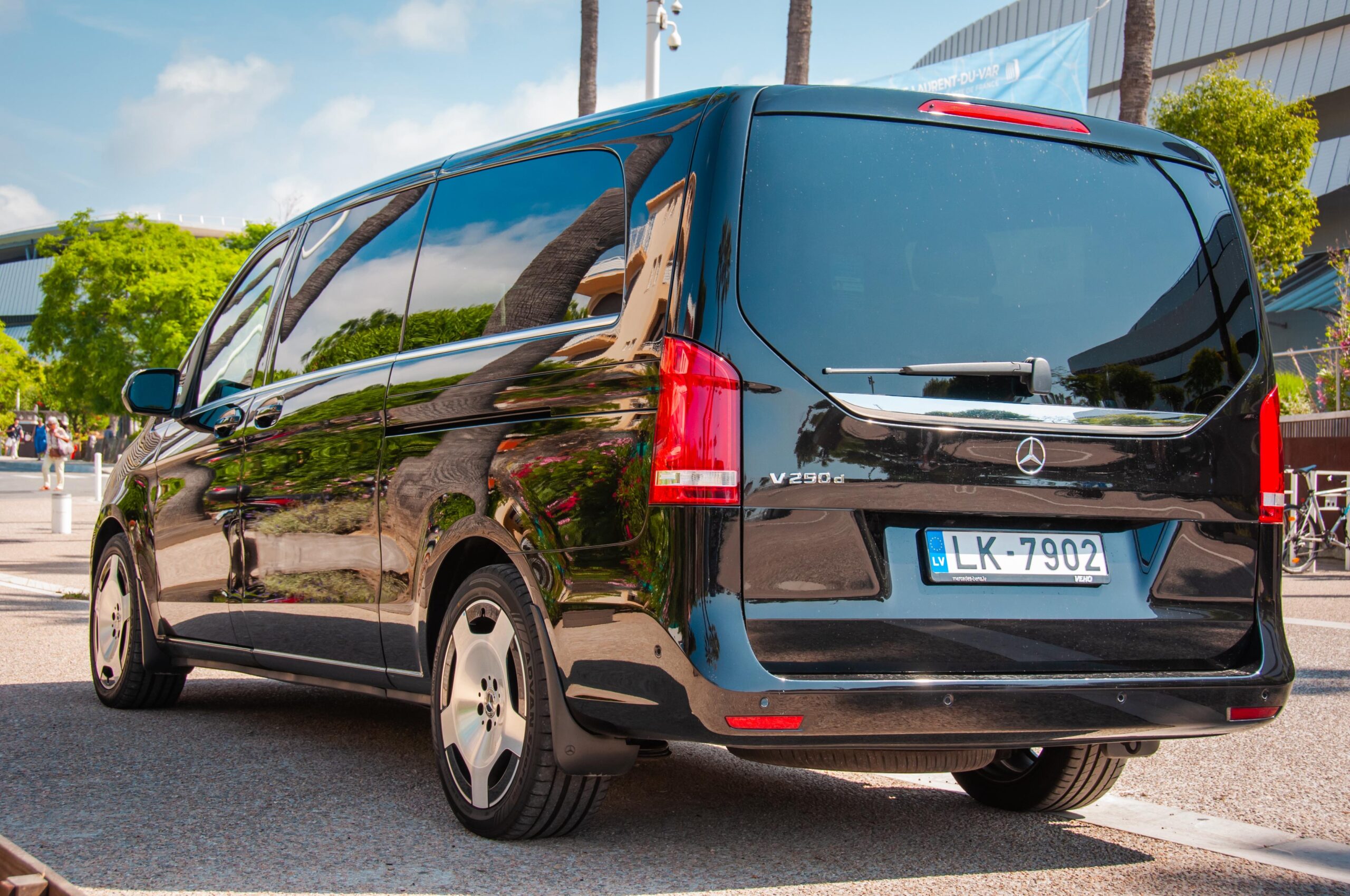 Mercedes-Benz V-Class