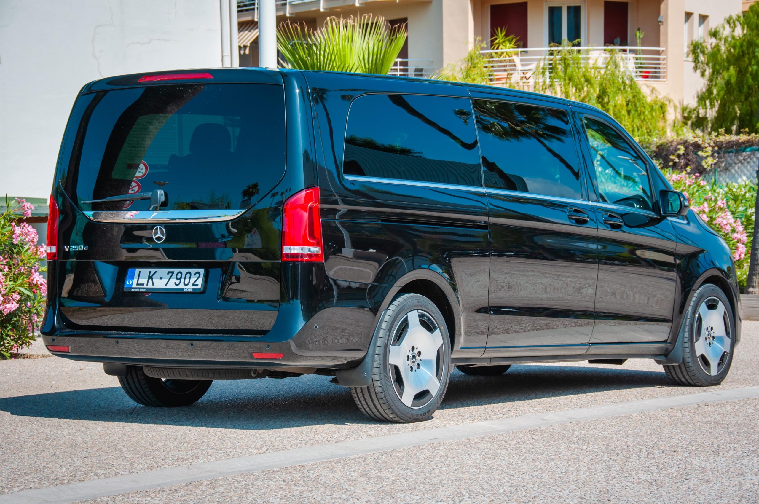 Mercedes-Benz V-Class