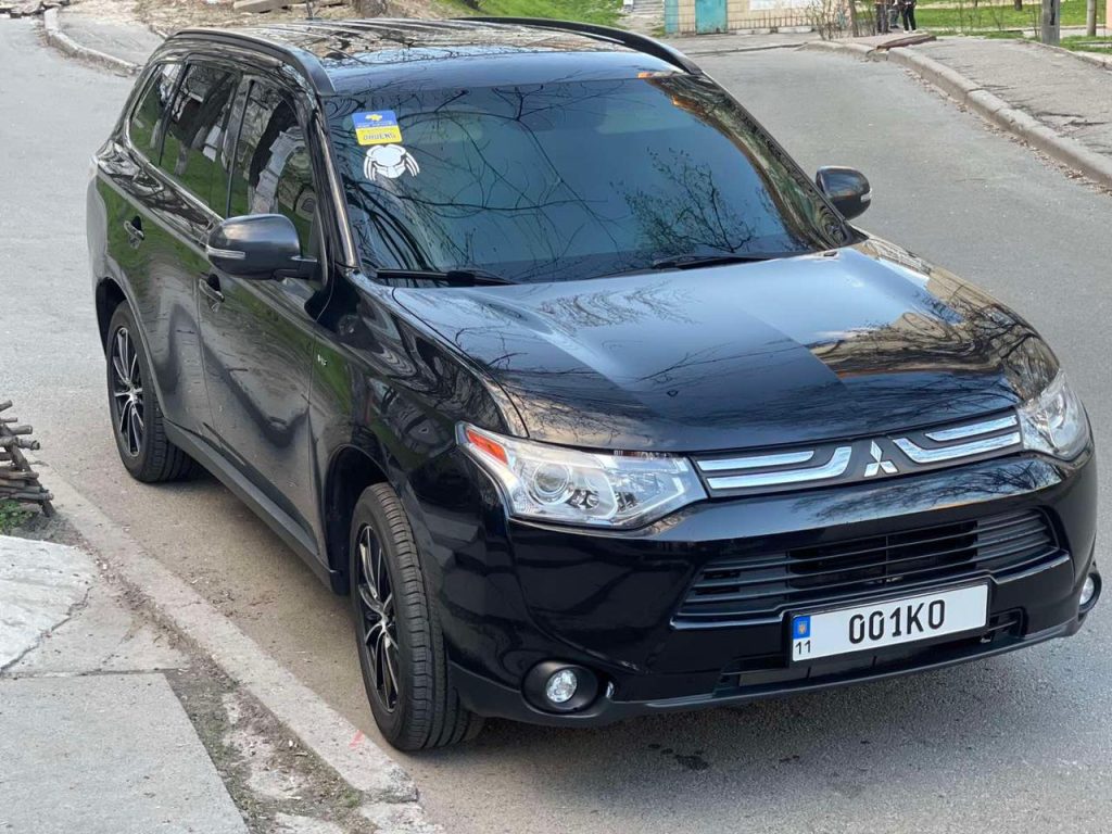 Mitsubishi Outlander