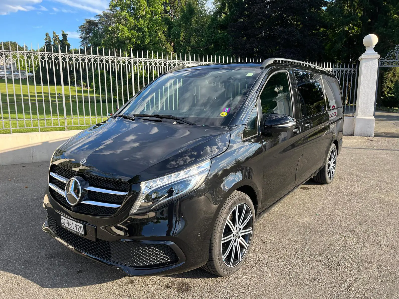 Mercedes-Benz V-Class