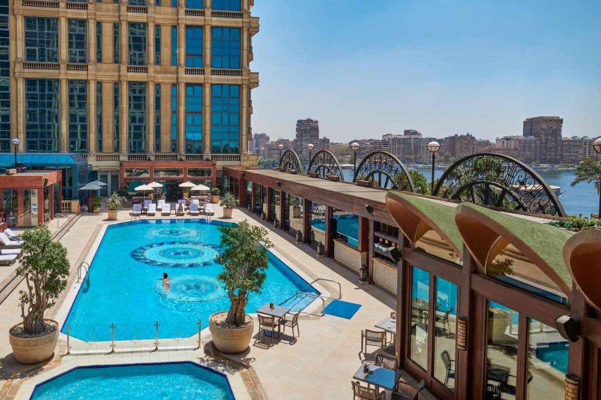 Four Seasons Hotel Cairo at The First Residence