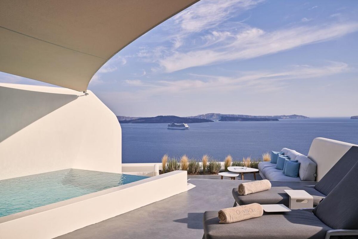 Canaves Oia Suites