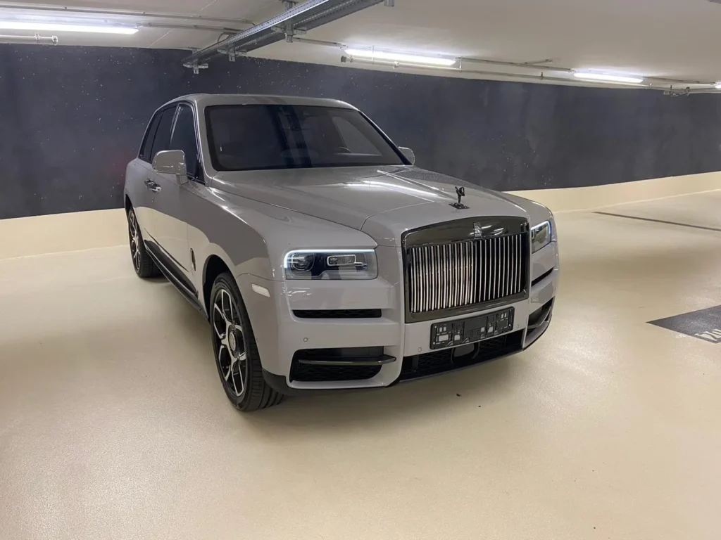 Rolls-Royce Cullinan Black Badge