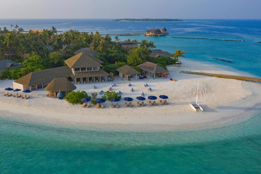 Emerald Faarufushi-Maldives