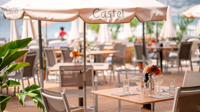 Castel Plage - Private beach, Bar & Restaurant in Nice