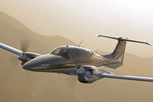 Diamond DA 62: private jet rental