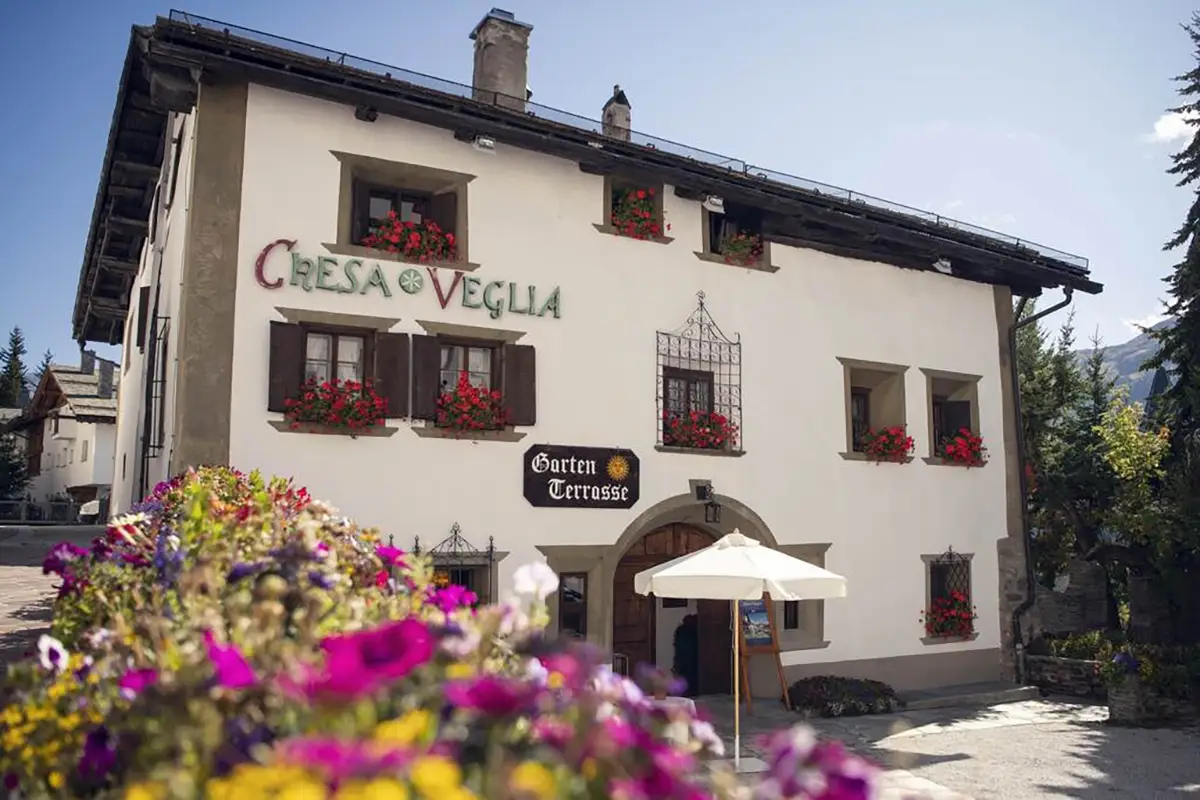 Chesa Veglia Restaurant & Bar