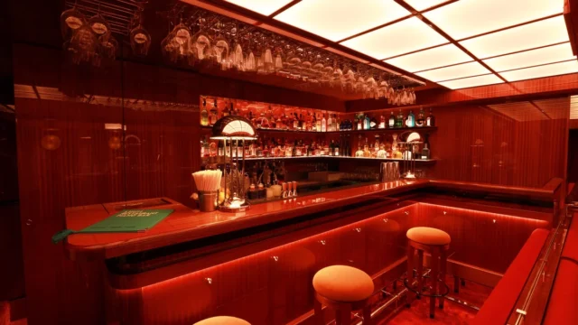 LUIGI CANNES - RESTAURANT - PIANO BAR - CLUB