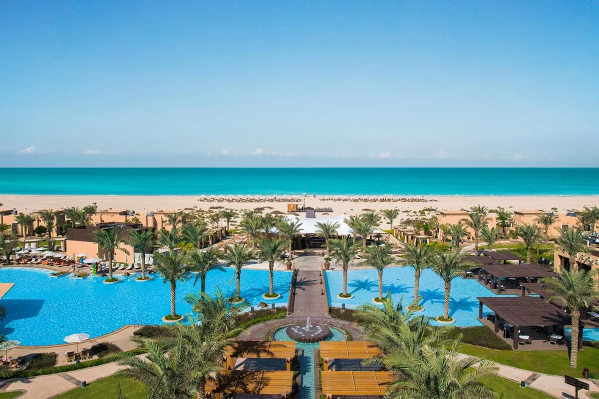 Saadiyat Rotana Resort & Villas