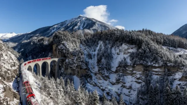 From Milan: St. Moritz and Panoramic Bernina Express Tour