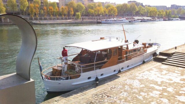 Dinner Cruise Paris | Paris Yacht 1 | Seine