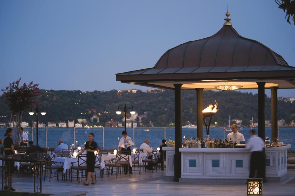 Four Seasons Hotel Istanbul at the Bosphorus