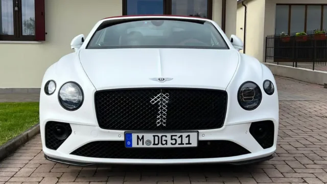 Bentley Continental GTC W12 Number-1