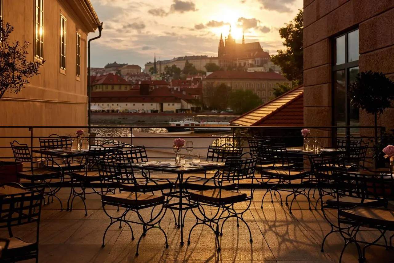 Four Seasons Hotel Prague