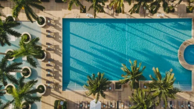 Four Seasons Hotel Miami