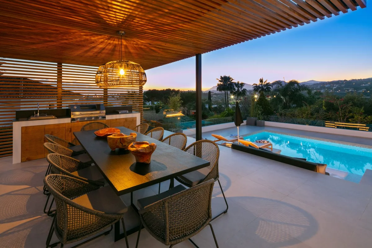 FUTURISTIC DESIGN VILLA, Marbella