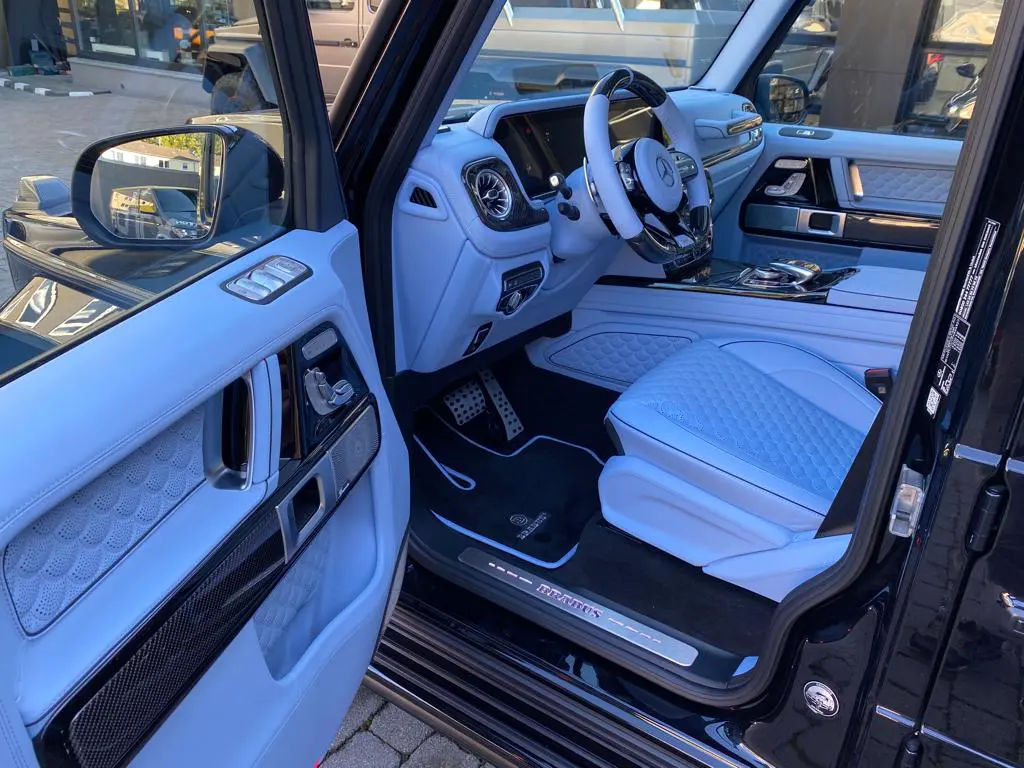 Mercedes-Benz G800 Brabus