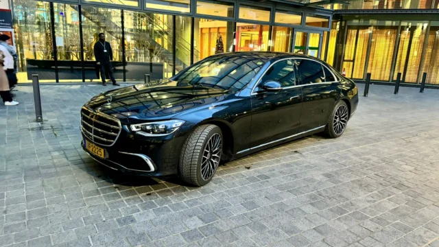 Mercedes-Benz S-Class W223