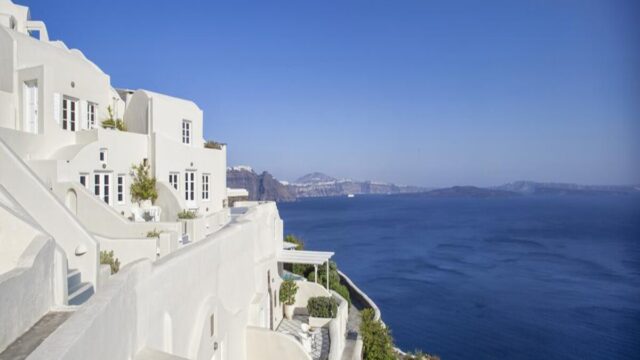 Canaves Oia Suites