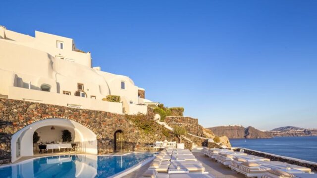 Canaves Oia Suites