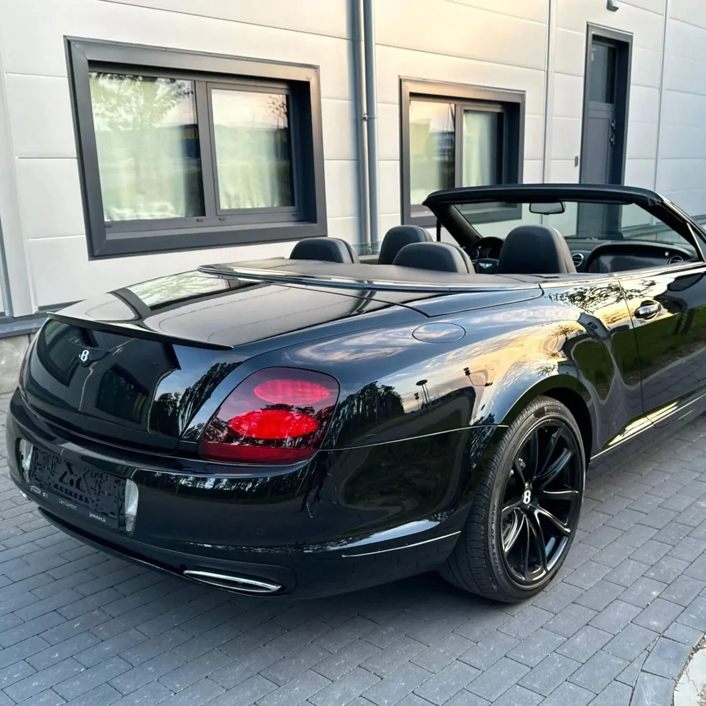 Bentley Continental GTC