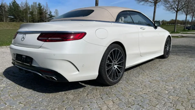 Mercedes-Benz S560 Cabrio