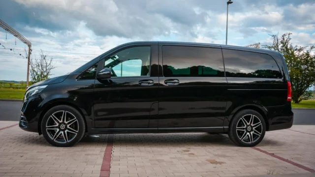 Mercedes-Benz V-Class V300 4Matic