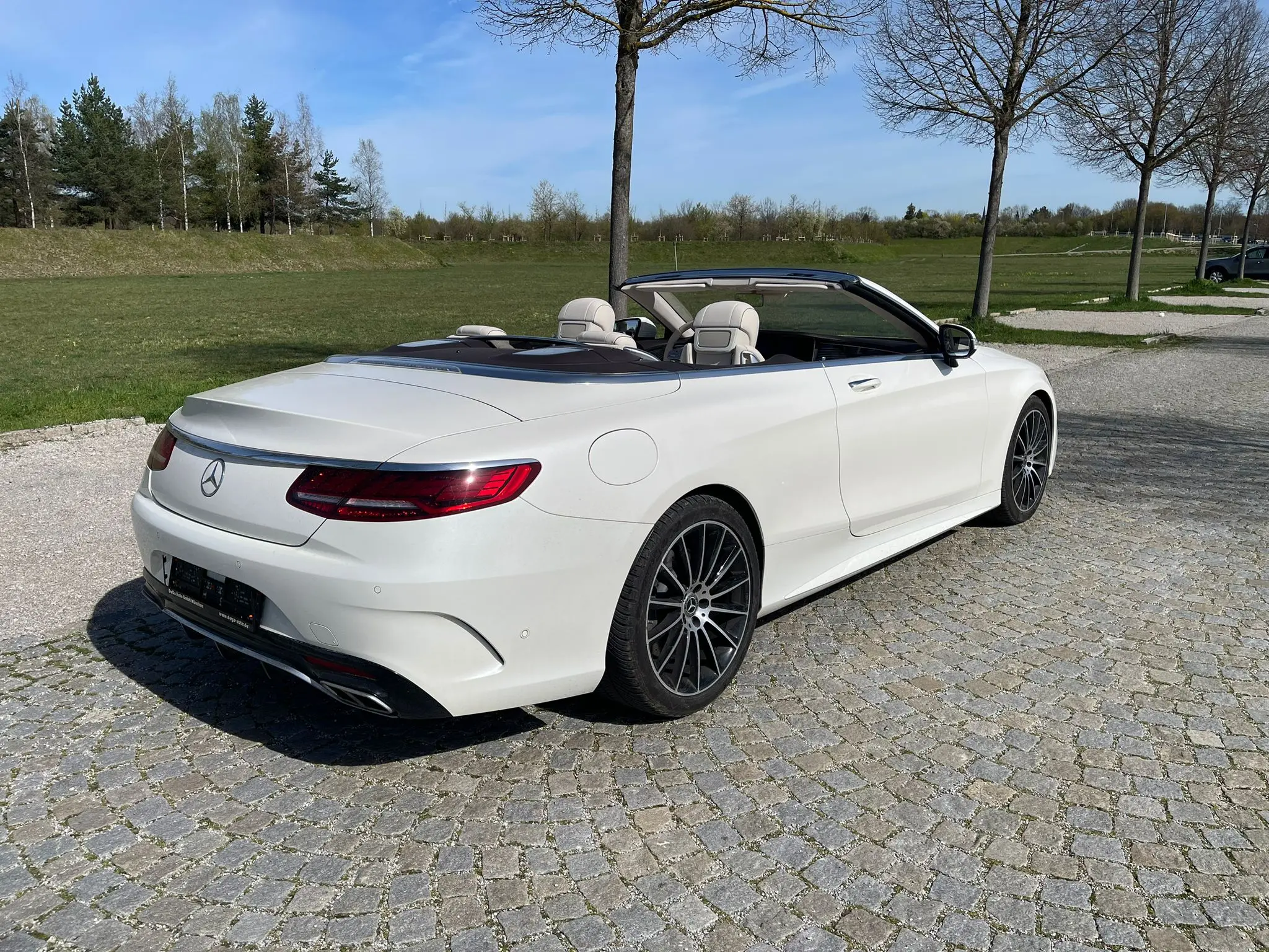 Mercedes-Benz S560 Cabrio