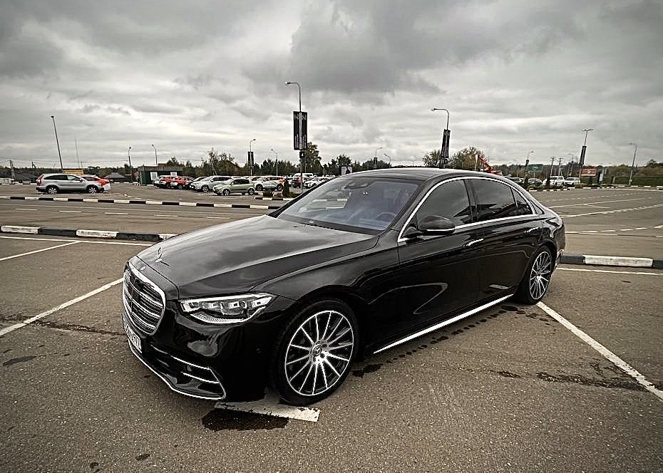 S Class (W223) in Moscow Russia