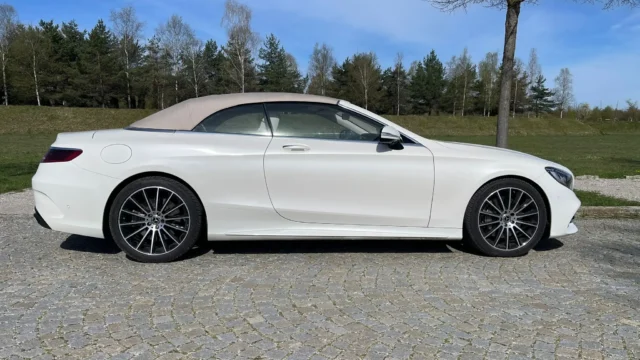 Mercedes-Benz S560 Cabrio