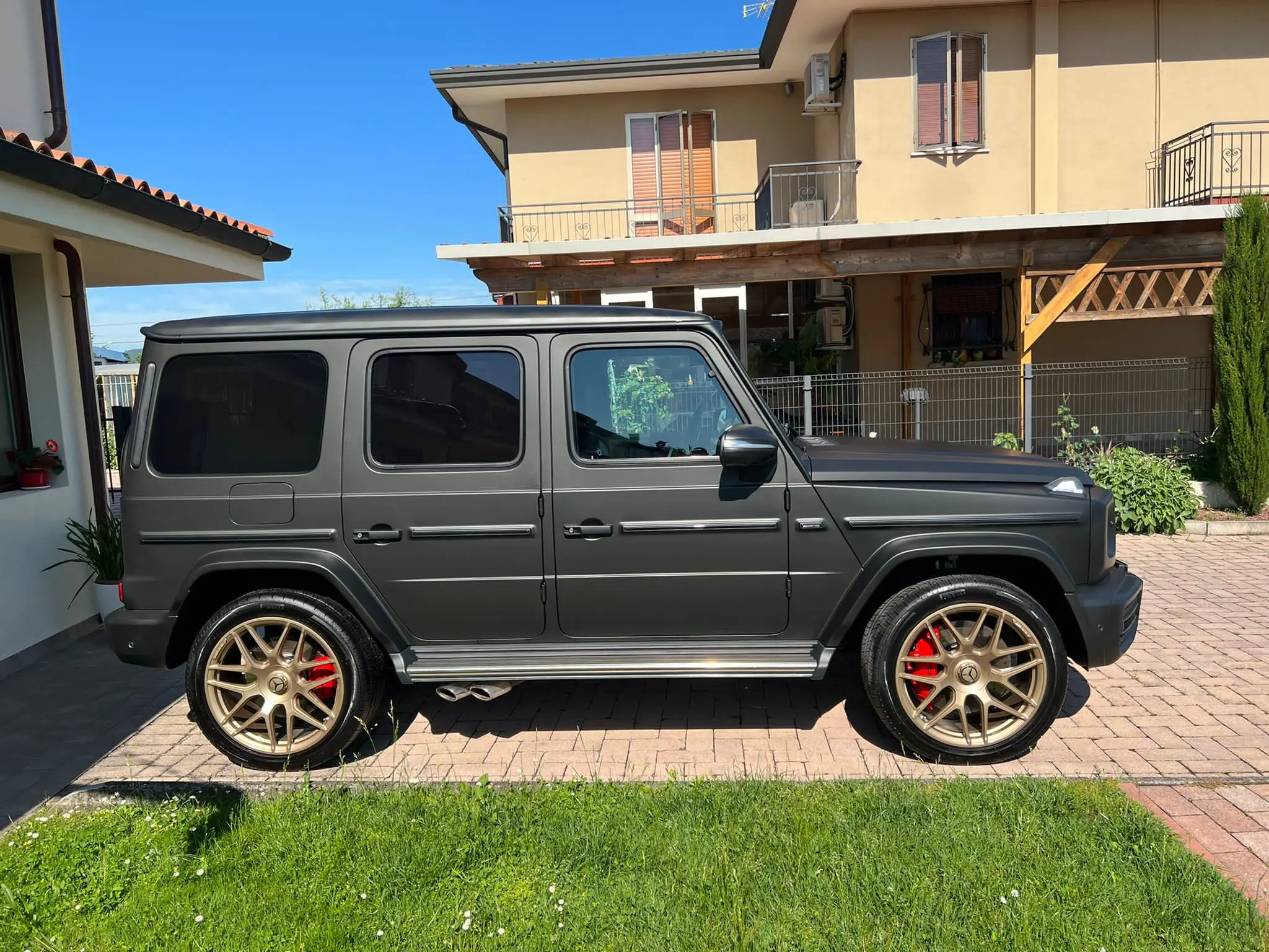 Mercedes-Benz G63 AMG