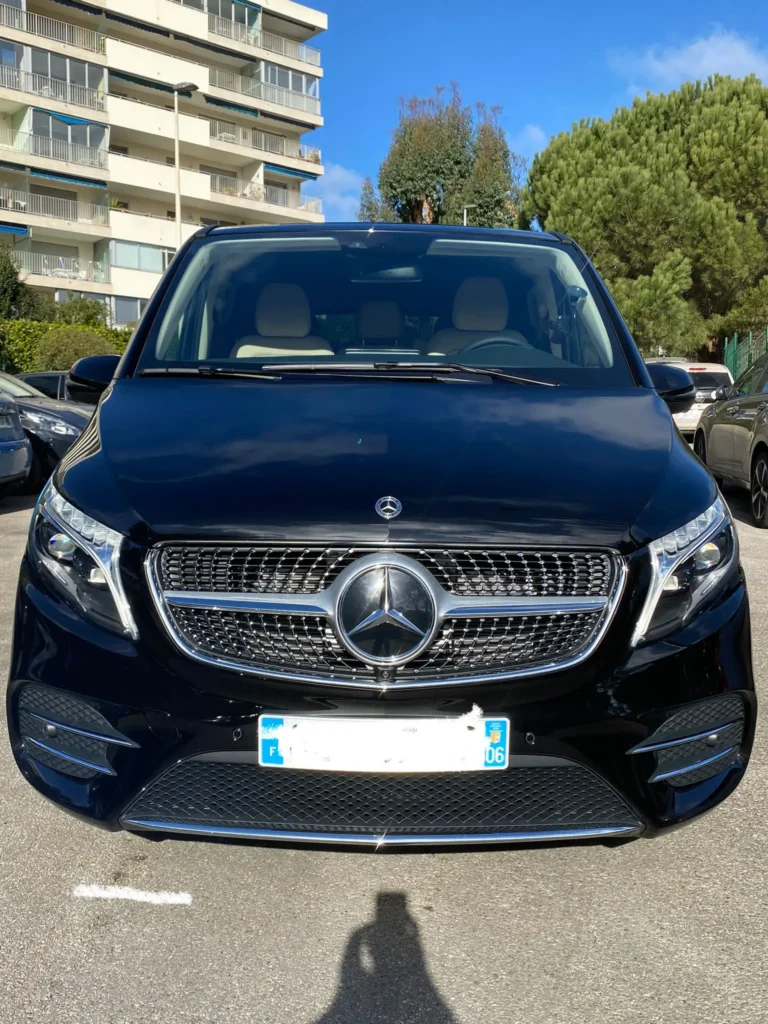 Mercedes-Benz V-Class V300 AMG
