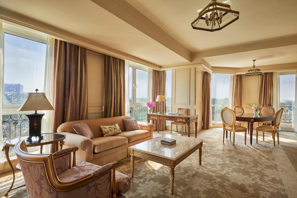 Four Seasons Hotel Cairo at The First Residence