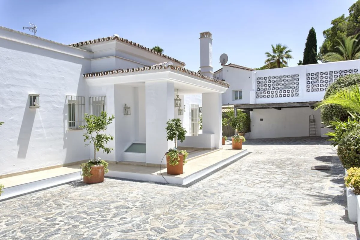 Villa Dorian, Marbella