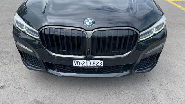 BMW 740