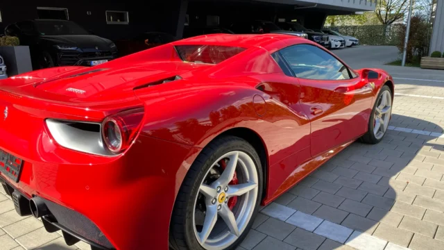 Ferrari 488 Spider