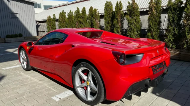 Ferrari 488 Spider