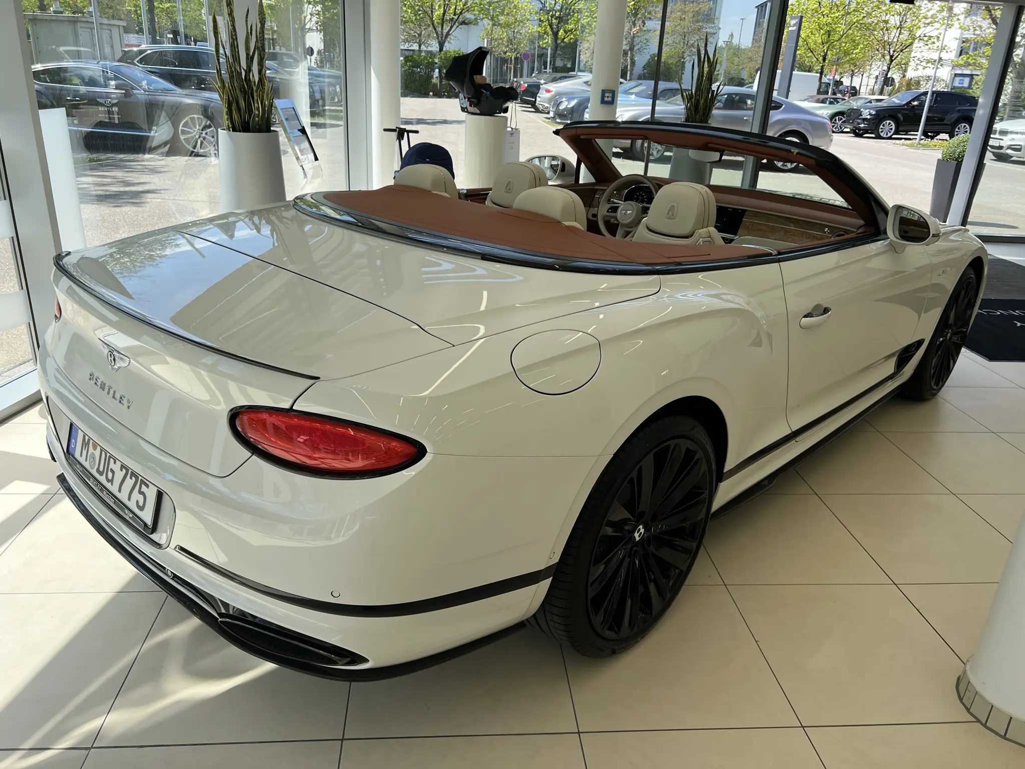 Bentley Continental GTC Speed Edition 12