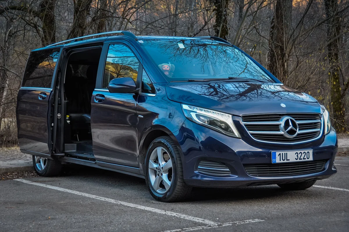 Mercedes-Benz V-Class