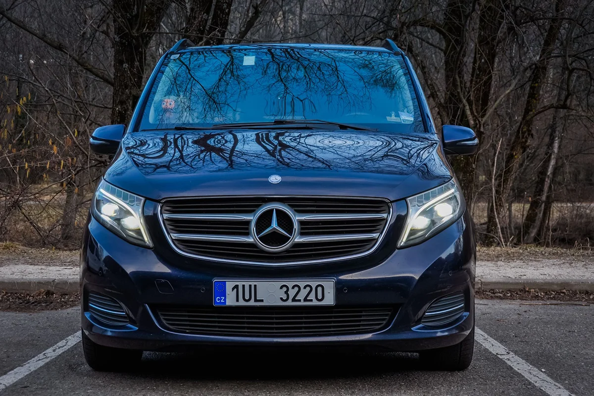 Mercedes-Benz V-Class