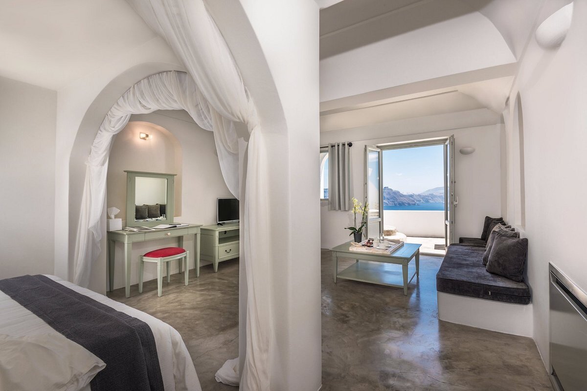 Andronis Luxury Suites