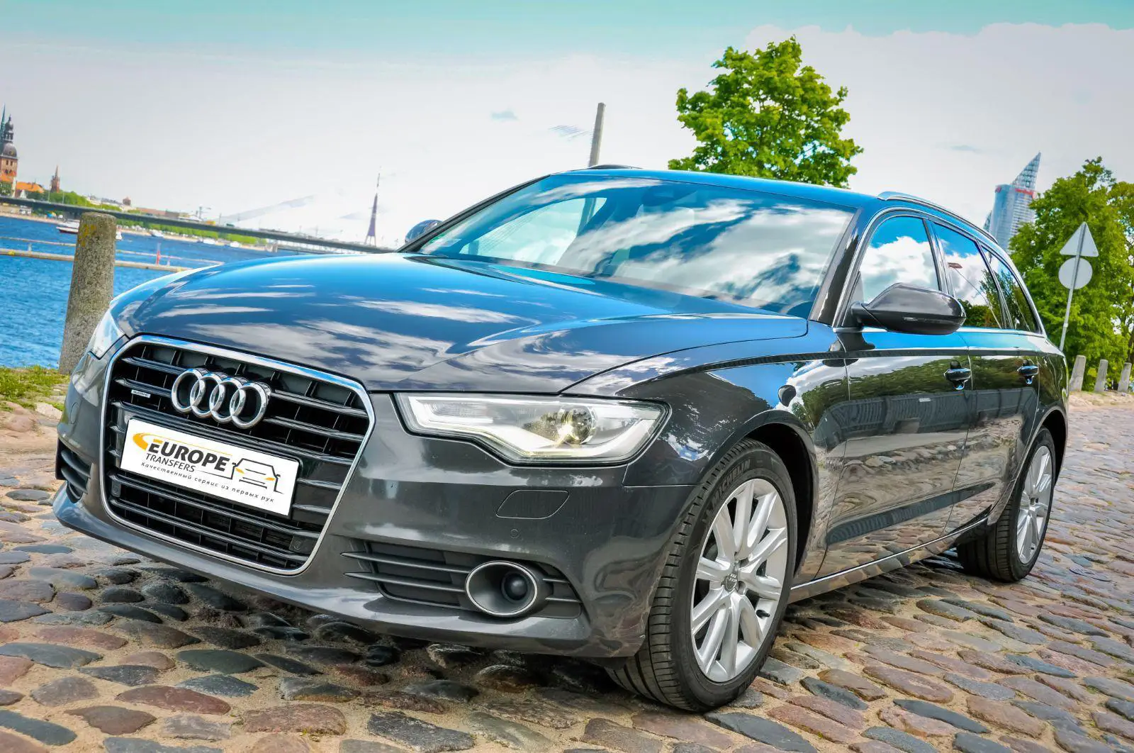 Audi A6 Avant