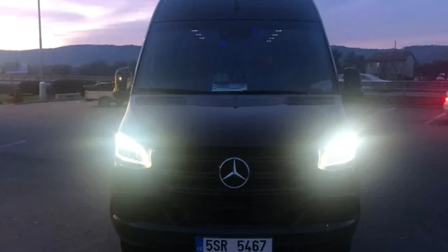 Mercedez-Benz Sprinter