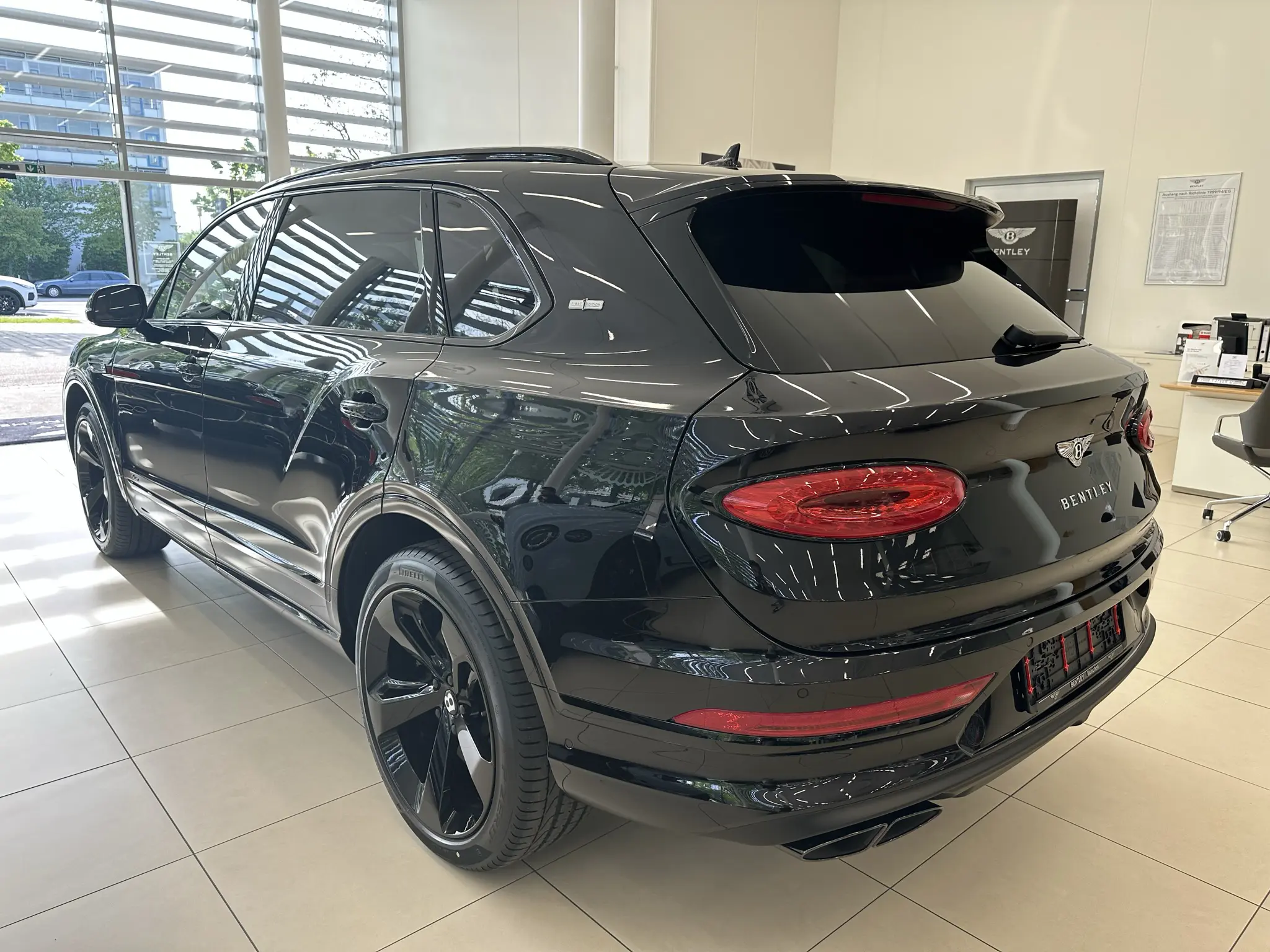 Bentley Bentayga Long