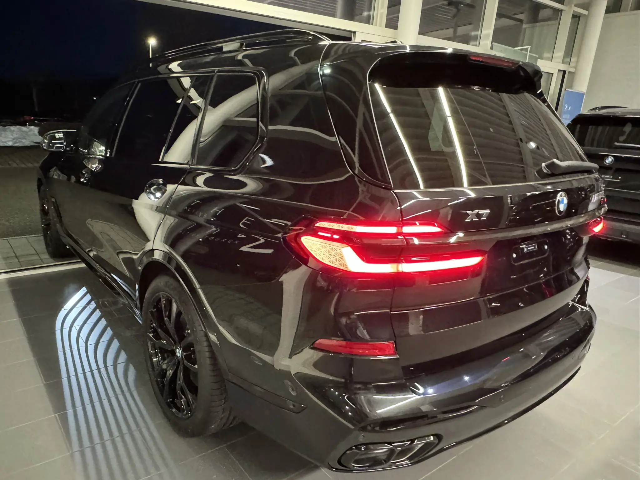 BMW X7 M60i