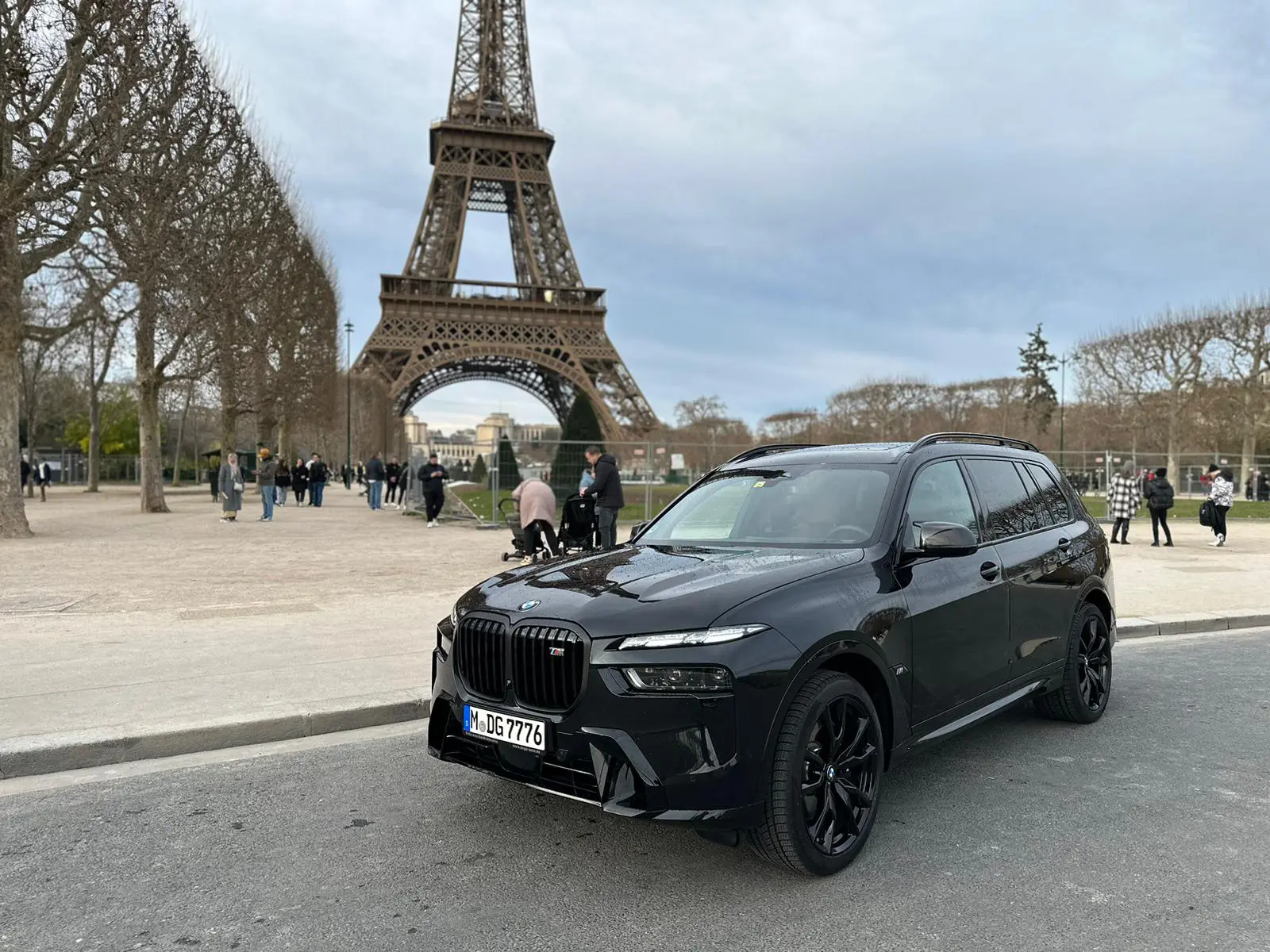 BMW X7 M60i