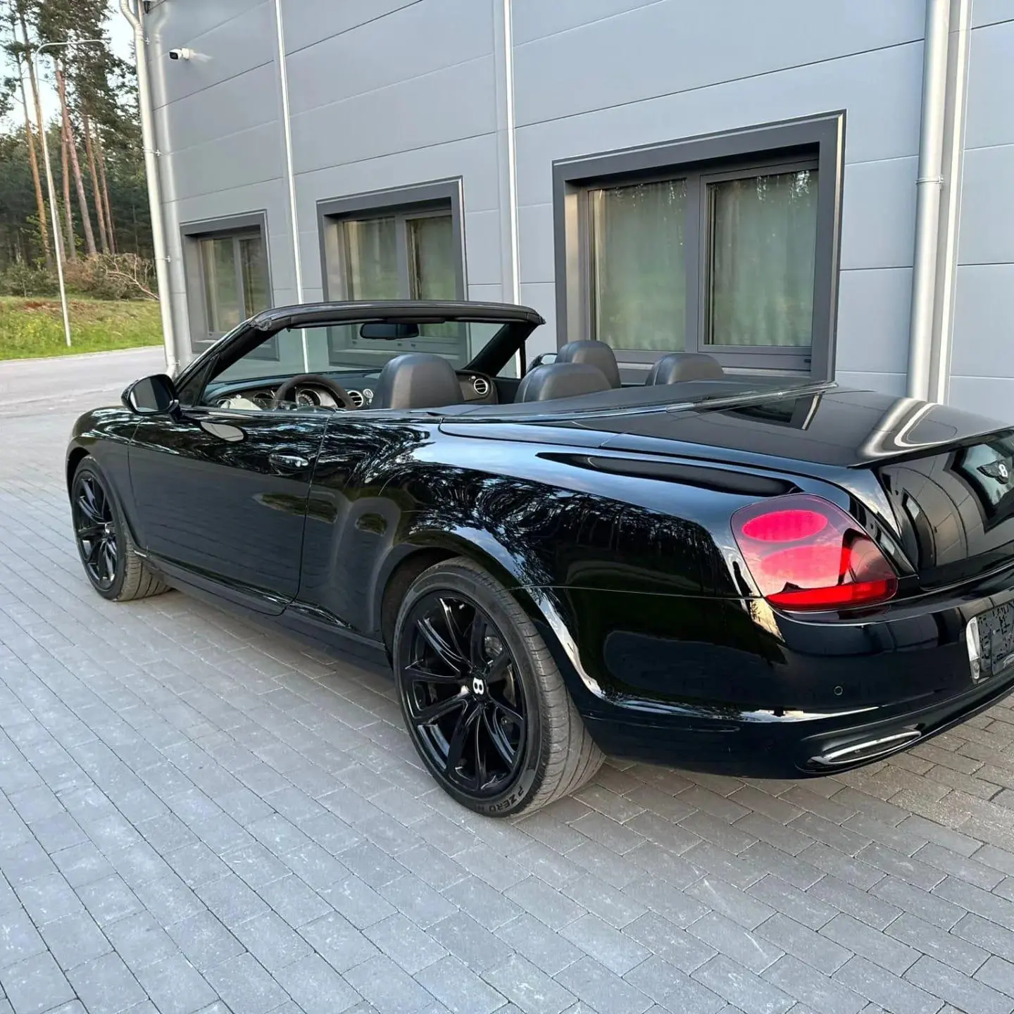 Bentley Continental GTC