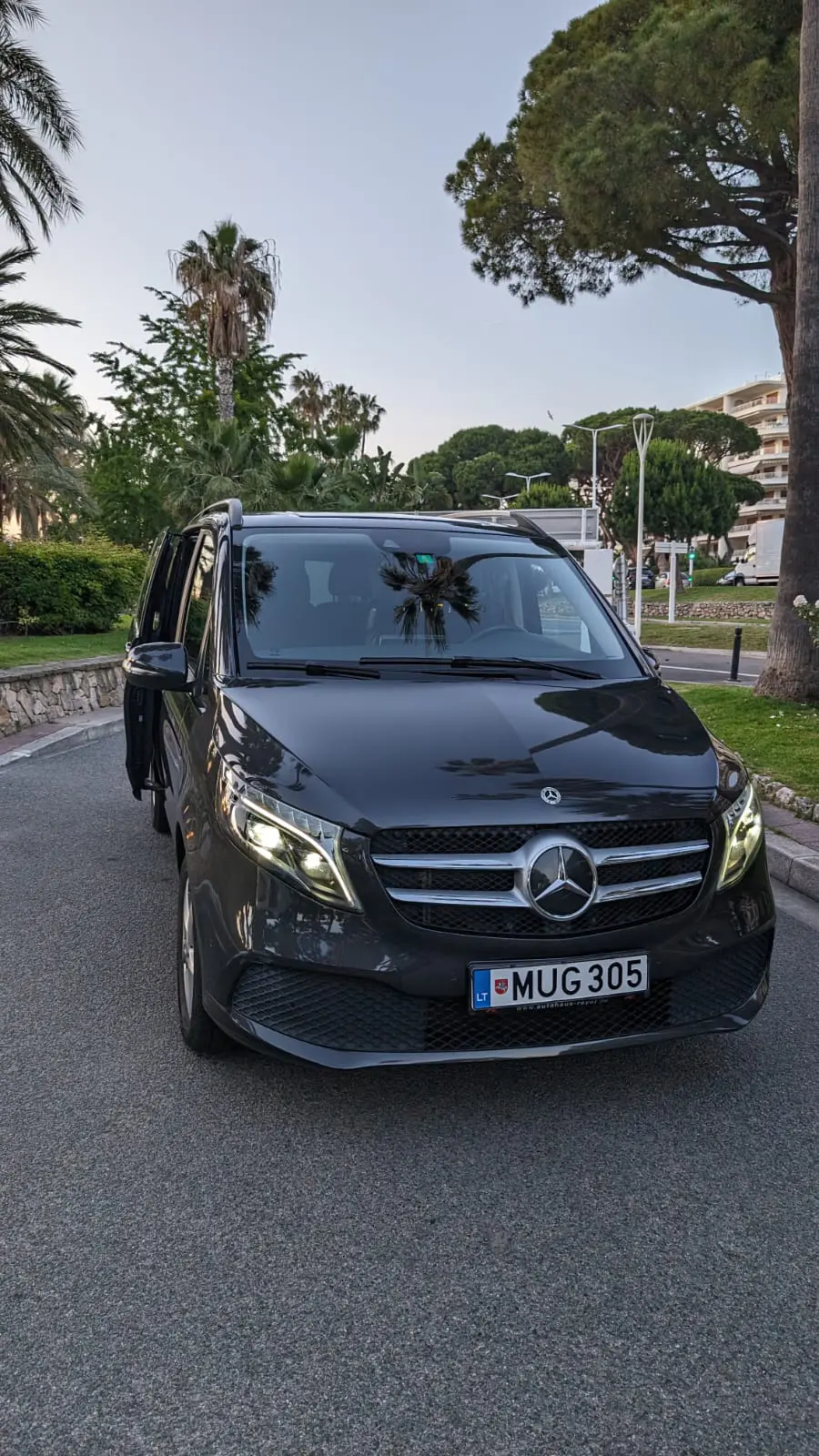 Mercedes-Benz V-Class