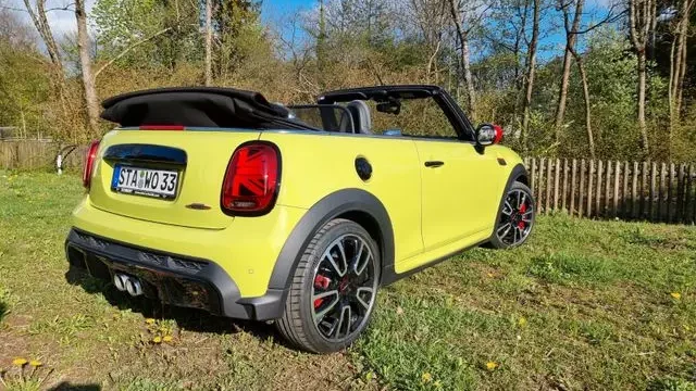 Mini John Cooper Works Cabrio