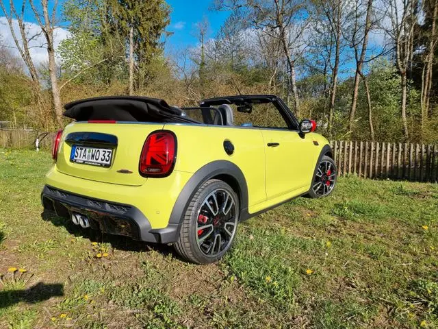 Mini John Cooper Works Cabrio